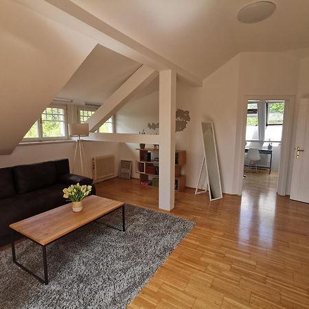 Moderne Dachgeschosswohnung Zentral By Seebnb Velden am Wörthersee Kültér fotó